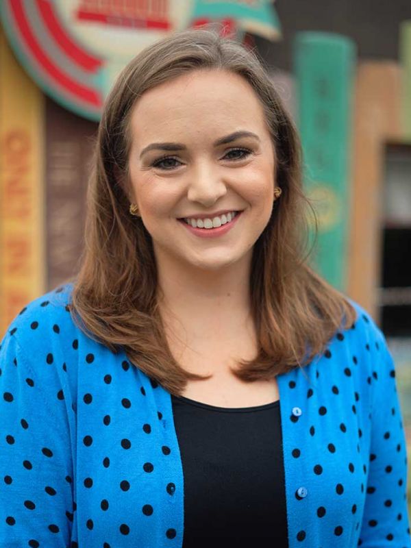 Sarah Beth Parnell headshot