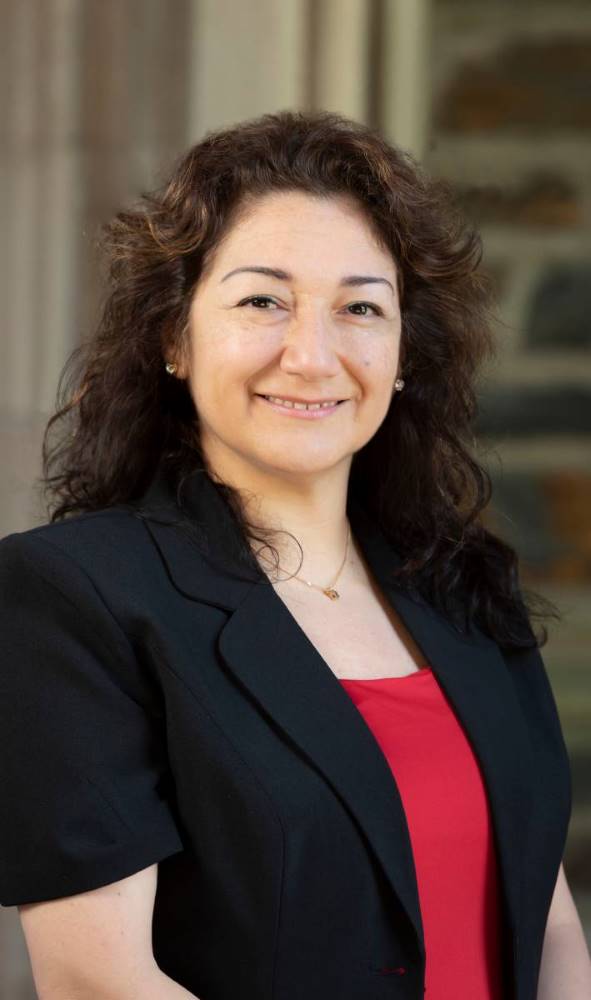 Dr. Nina Balmaceda