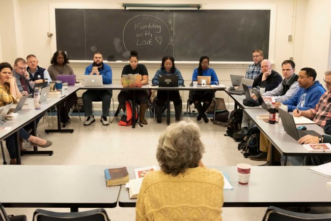 Professor Susan Eastman teaches a New Testament class for first-year D.Min. students.