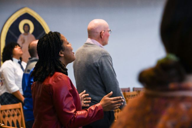 congregation in worship in Goodson Chapel